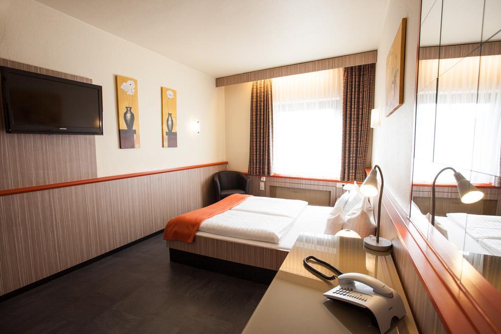 Trip Inn Hotel Ariane ケルン エクステリア 写真