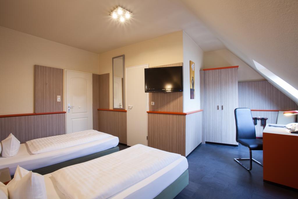 Trip Inn Hotel Ariane ケルン エクステリア 写真