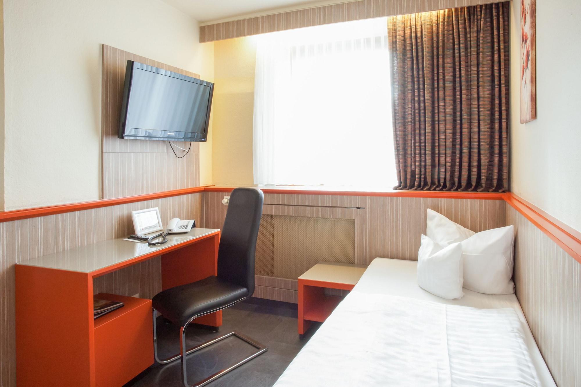 Trip Inn Hotel Ariane ケルン エクステリア 写真
