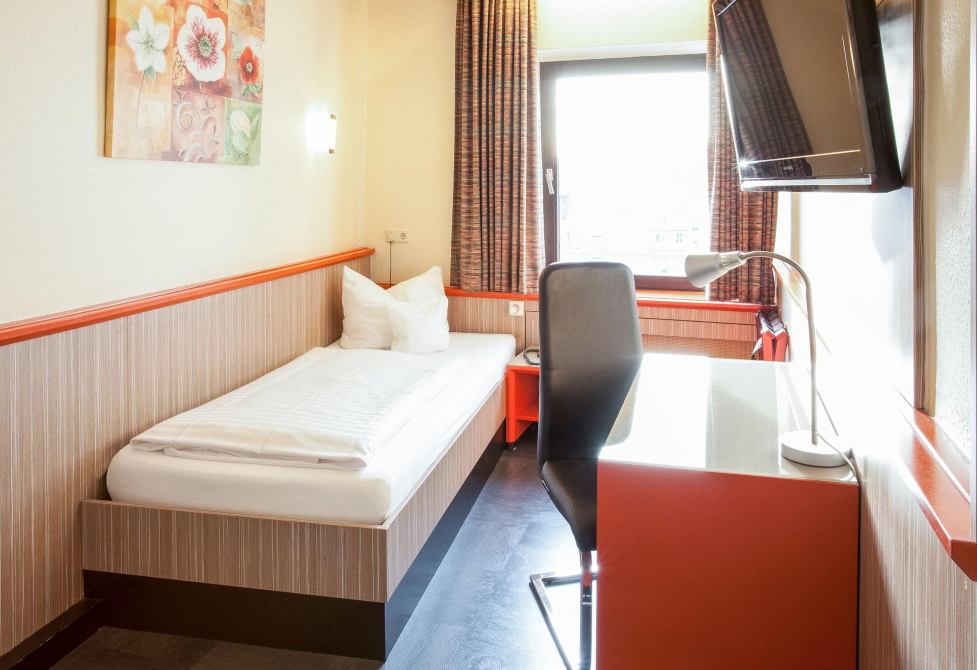 Trip Inn Hotel Ariane ケルン エクステリア 写真