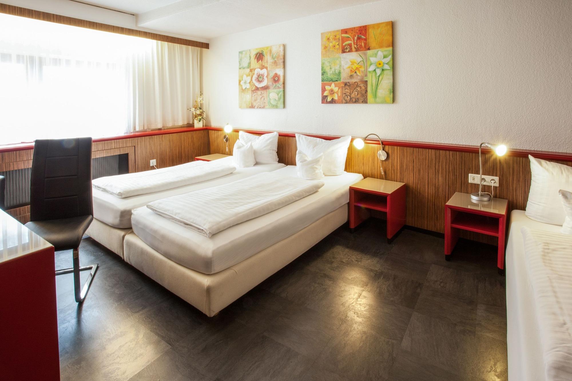 Trip Inn Hotel Ariane ケルン エクステリア 写真