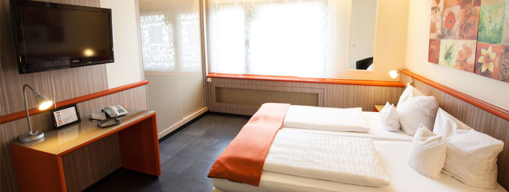 Trip Inn Hotel Ariane ケルン エクステリア 写真