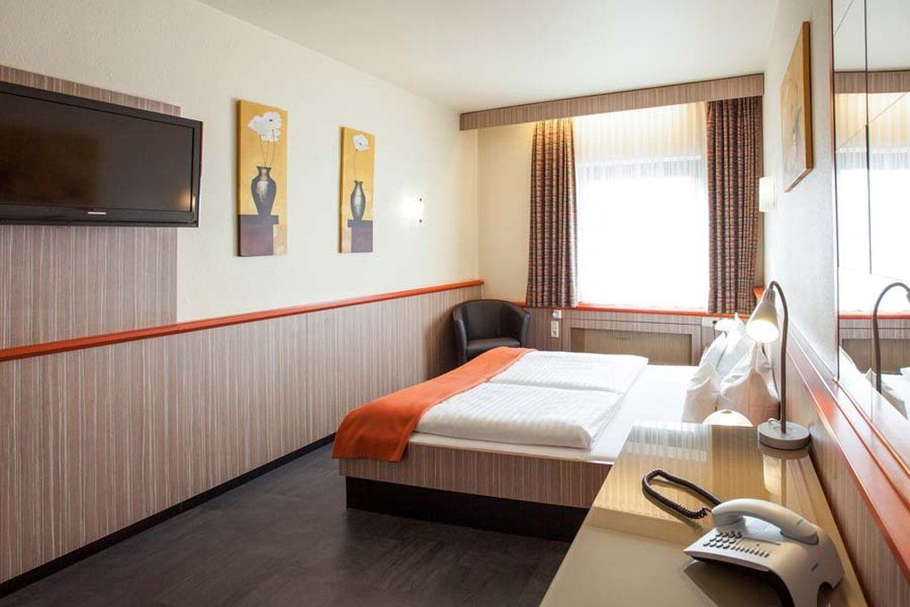 Trip Inn Hotel Ariane ケルン エクステリア 写真