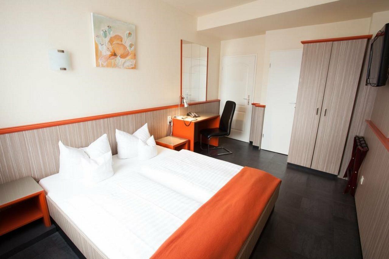 Trip Inn Hotel Ariane ケルン エクステリア 写真